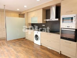  (unifamiliar adossada), 326.00 m², près de bus et de train, presque neuf, Calle Valls d'Andorra