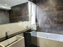  (unifamiliar adossada), 326.00 m², près de bus et de train, presque neuf, Calle Valls d'Andorra