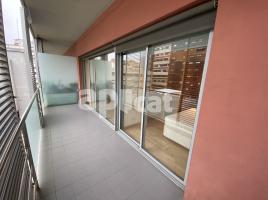 Pis a lloguer temporada , 70.00 m², prop bus i metro, Calle del Comte Borrell