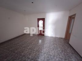 Flat, 94.00 m², near bus and train