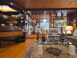 Pis, 302.00 m², حافلة قرب والقطار