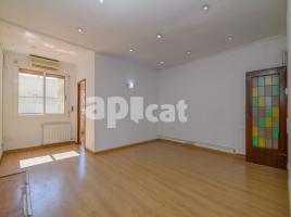 Pis, 70.00 m², prop bus i metro, Sant Antoni