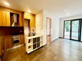 Pis, 90 m², 九成新, Zona