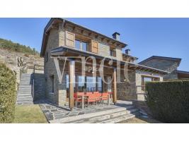 Unifamiliar aïllada, 207.01 m², fast neu