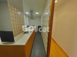 Pis, 87.00 m², prop de bus i tren