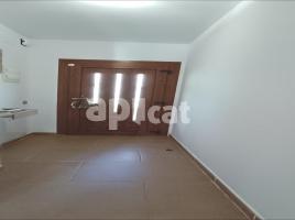 дома (особняк), 114.00 m², pядом автобусный и железнодорожный, почти новый, Gualba
