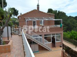 Houses (detached house), 155.00 m², near bus and train, almost new