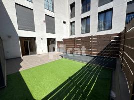 Piso, 140.00 m², cerca de bus y tren, seminuevo