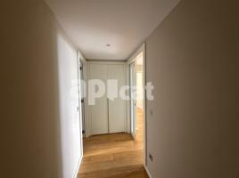 Piso, 140.00 m², cerca de bus y tren, seminuevo