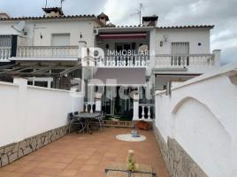 Casa (unifamiliar adosada), 85 m², Zona
