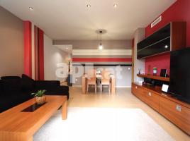 Apartament, 176.00 m², 九成新, Calle del Priorat