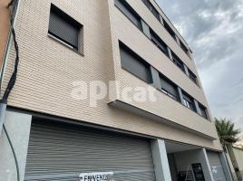 Local comercial, 230.00 m², Calle de Milà i Fontanals, 33