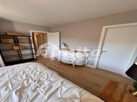 Houses (villa / tower), 193.00 m², almost new