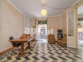 Piso, 250.00 m², cerca bus y metro