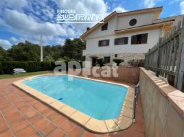 Houses (detached house), 230.00 m², near bus and train