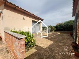  (unifamiliar aïllada), 388.00 m², حافلة قرب والقطار, جديد تقريبا