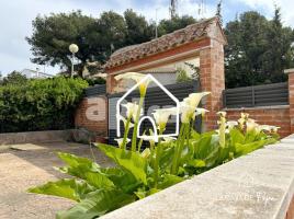  (unifamiliar aïllada), 388.00 m², حافلة قرب والقطار, جديد تقريبا