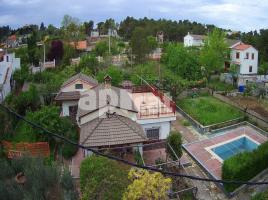 Houses (detached house), 136.00 m², near bus and train, Torrelles de Foix