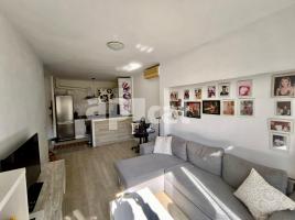 Pis, 47.00 m², près de bus et de train