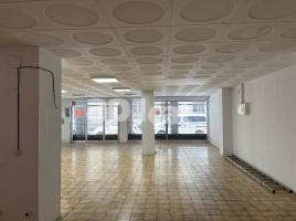в аренду в Коммерческая недвижимость, 180.00 m², Calle Ibèria