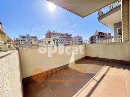 Pis, 93.00 m², près de bus et de train, Paseo de Torras i Bages