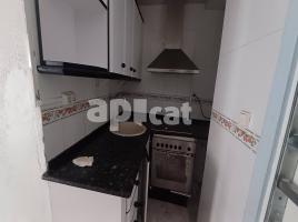 Piso, 54.00 m², cerca de bus y tren