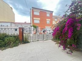 Flat, 110.00 m², near bus and train