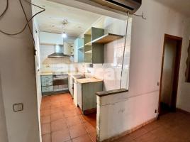 Pis, 93.00 m², prop de bus i tren