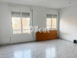 Flat, 71.00 m², near bus and train