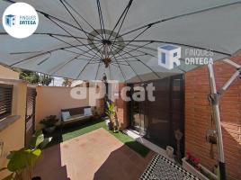  (unifamiliar adossada), 165.00 m², près de bus et de train