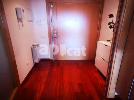 Estudi, 54.00 m², 九成新