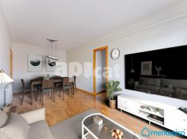 Pis, 88.00 m², حافلة قرب والقطار