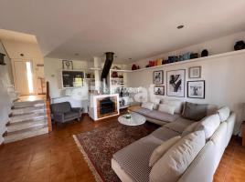 Casa (unifamiliar adossada), 200.00 m², Calle Francesc Isgleas