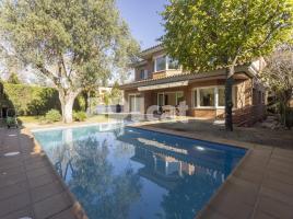 (unifamiliar aïllada), 670.00 m²