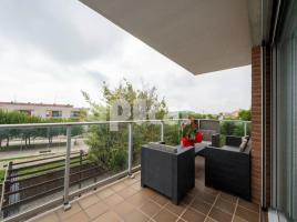 Piso, 126.00 m², cerca de bus y tren, seminuevo
