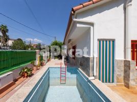 Houses (detached house), 156.00 m², near bus and train