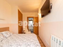 Attic, 95.00 m², near bus and train