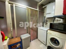 Pis, 110.00 m², Calle Girona