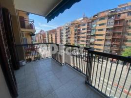 Piso, 143.00 m², cerca de bus y tren
