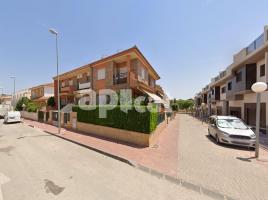 Piso, 59.00 m², cerca de bus y tren, seminuevo