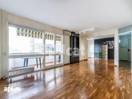 Piso, 115.00 m², cerca de bus y tren
