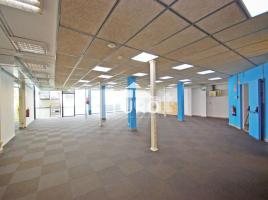 в аренду в Коммерческая недвижимость, 1370 m², Zona