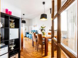 Dúplex, 101.00 m², près de bus et de train