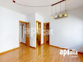 Pis, 76.00 m², prop de bus i tren