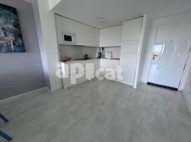 Apartament, 61.00 m², almost new, Calle Llastres
