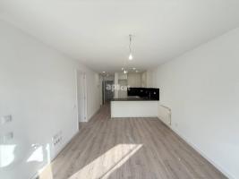 Pis, 83.00 m², جديد تقريبا