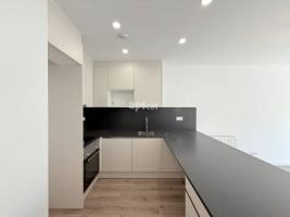 Flat, 88.00 m², almost new