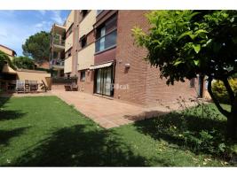 Pis, 103.00 m², seminou