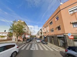 Piso, 71.00 m², cerca de bus y tren