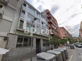дуплекс, 102.00 m², pядом автобусный и железнодорожный, почти новый